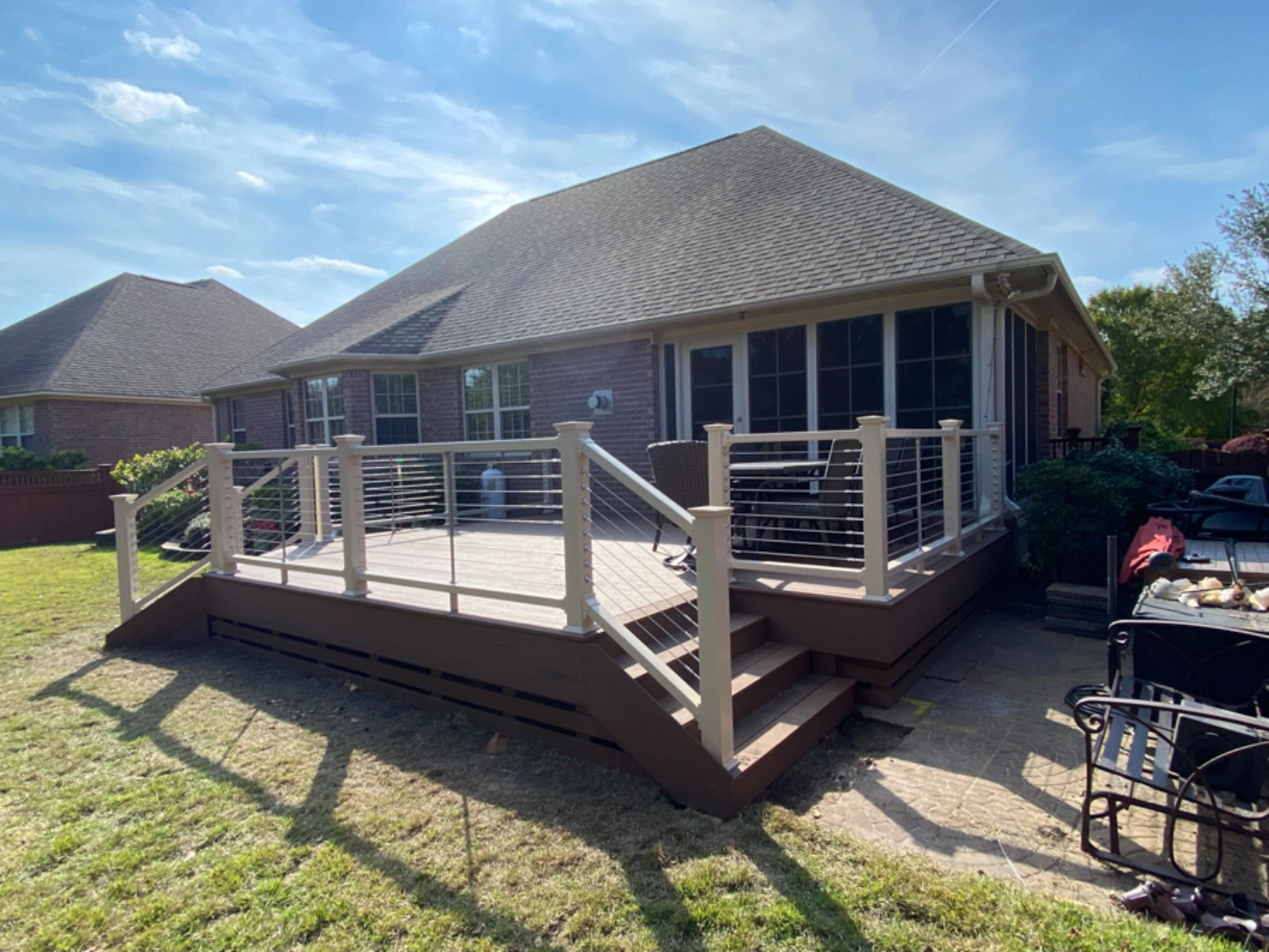 Elevated pvc deck with wire railing in wilmington nc