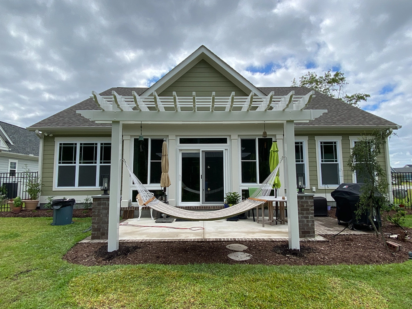 Patio outdoor white pergola living area in wilmington nc